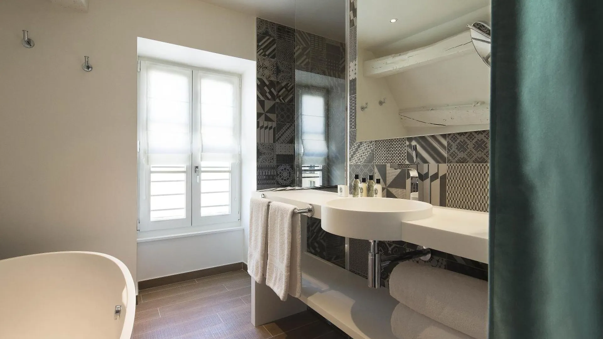Hotel Dupond-smith 5*